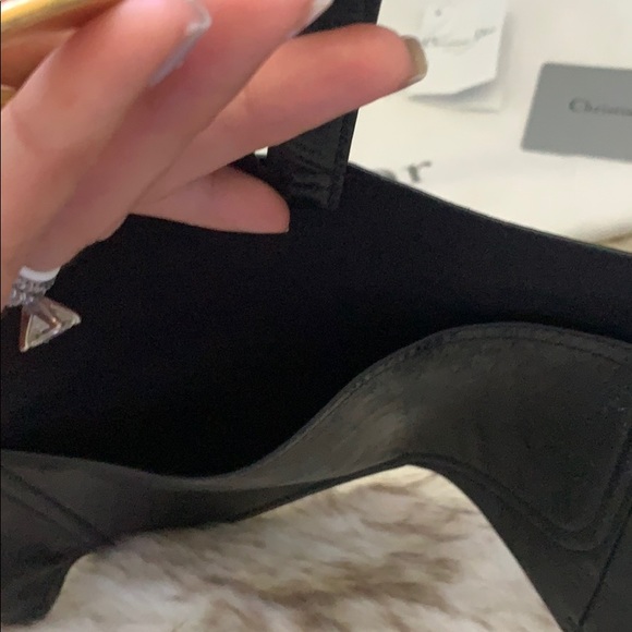 Gorgeous Dior lambskin saddle belt. Must have 🔥🔥 - Picture 11 of 15